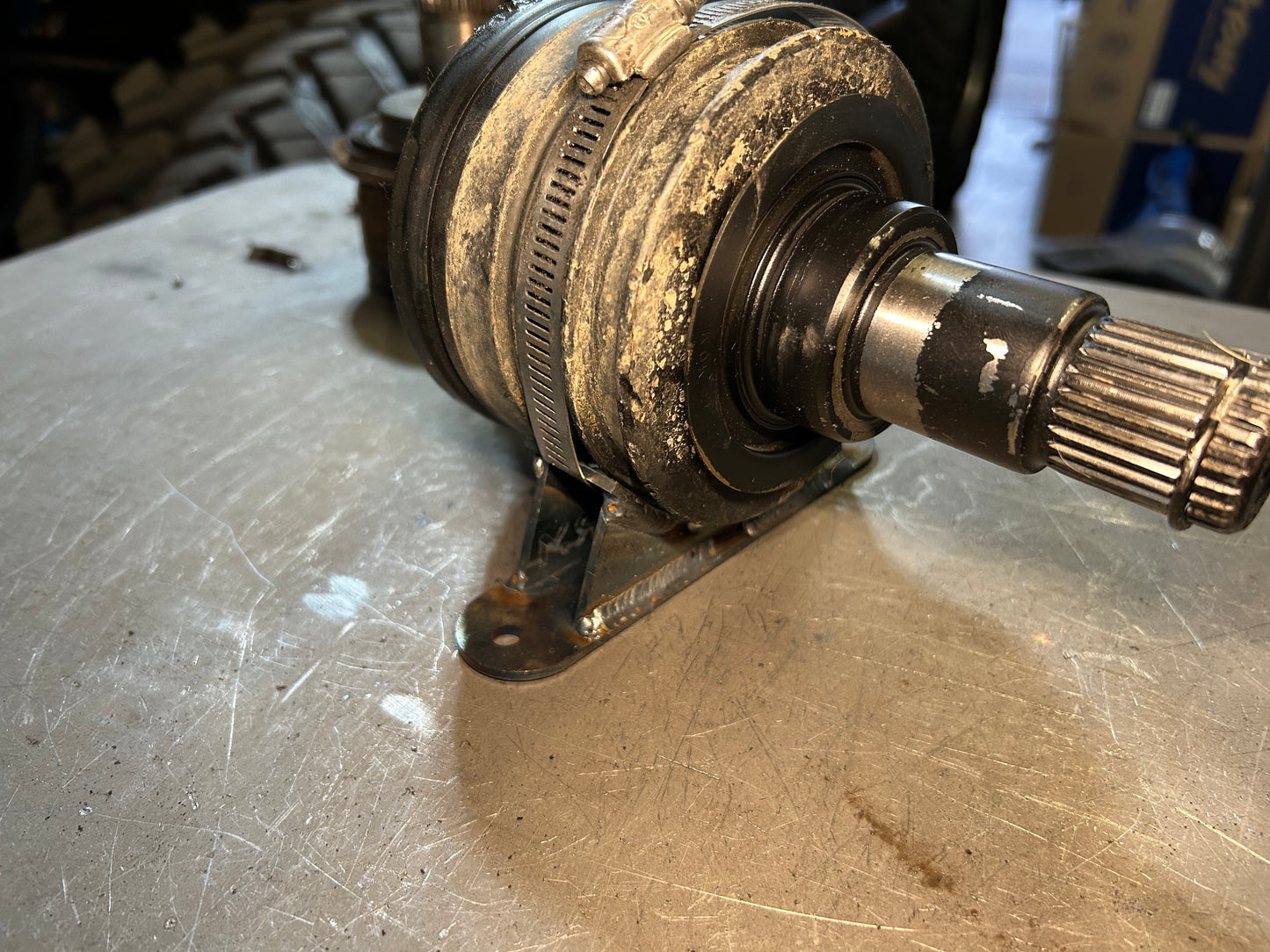 CV/Accessory Saddle Mount